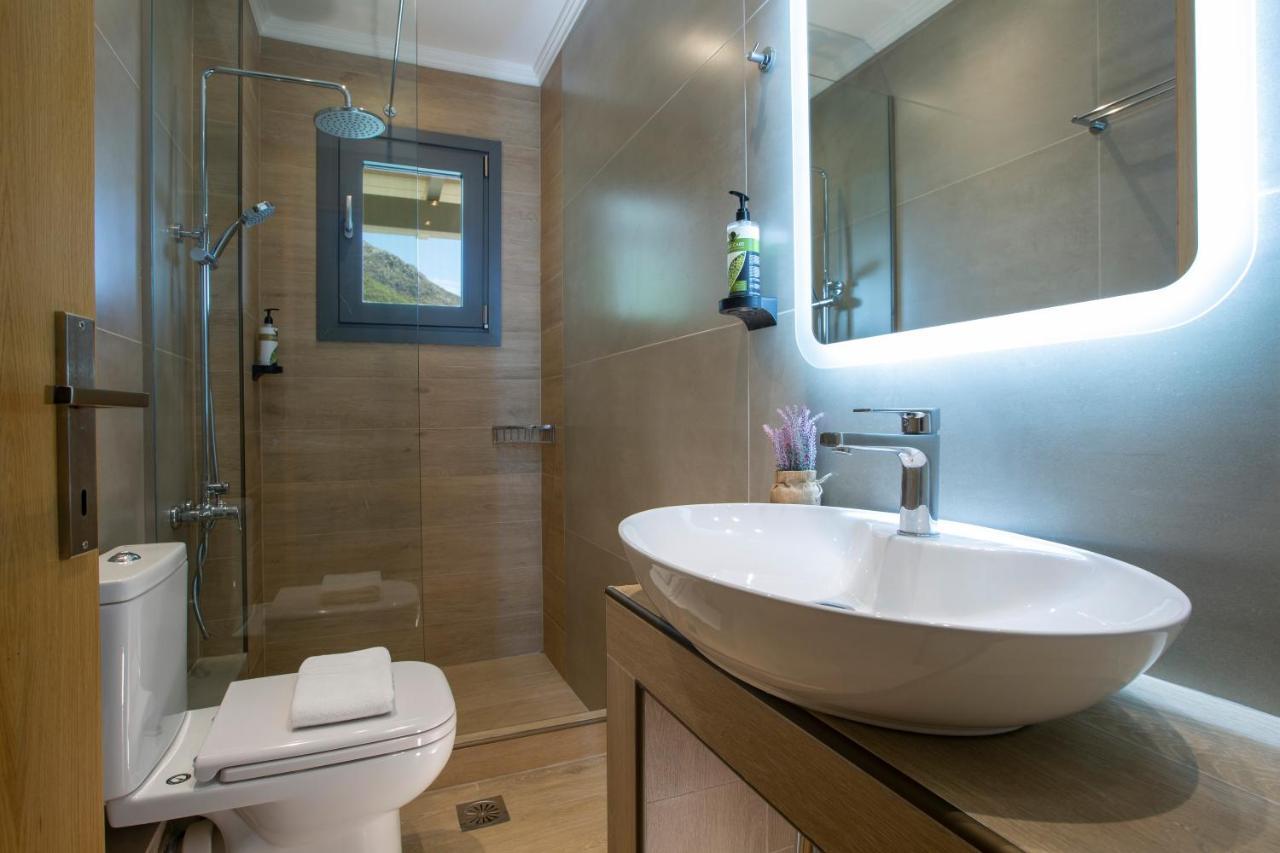 Zisis Suites Νυδρί Εξωτερικό φωτογραφία