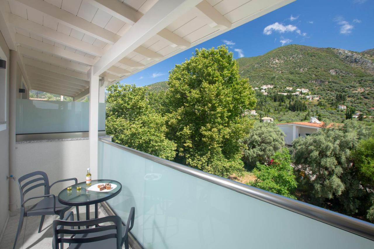 Zisis Suites Νυδρί Εξωτερικό φωτογραφία