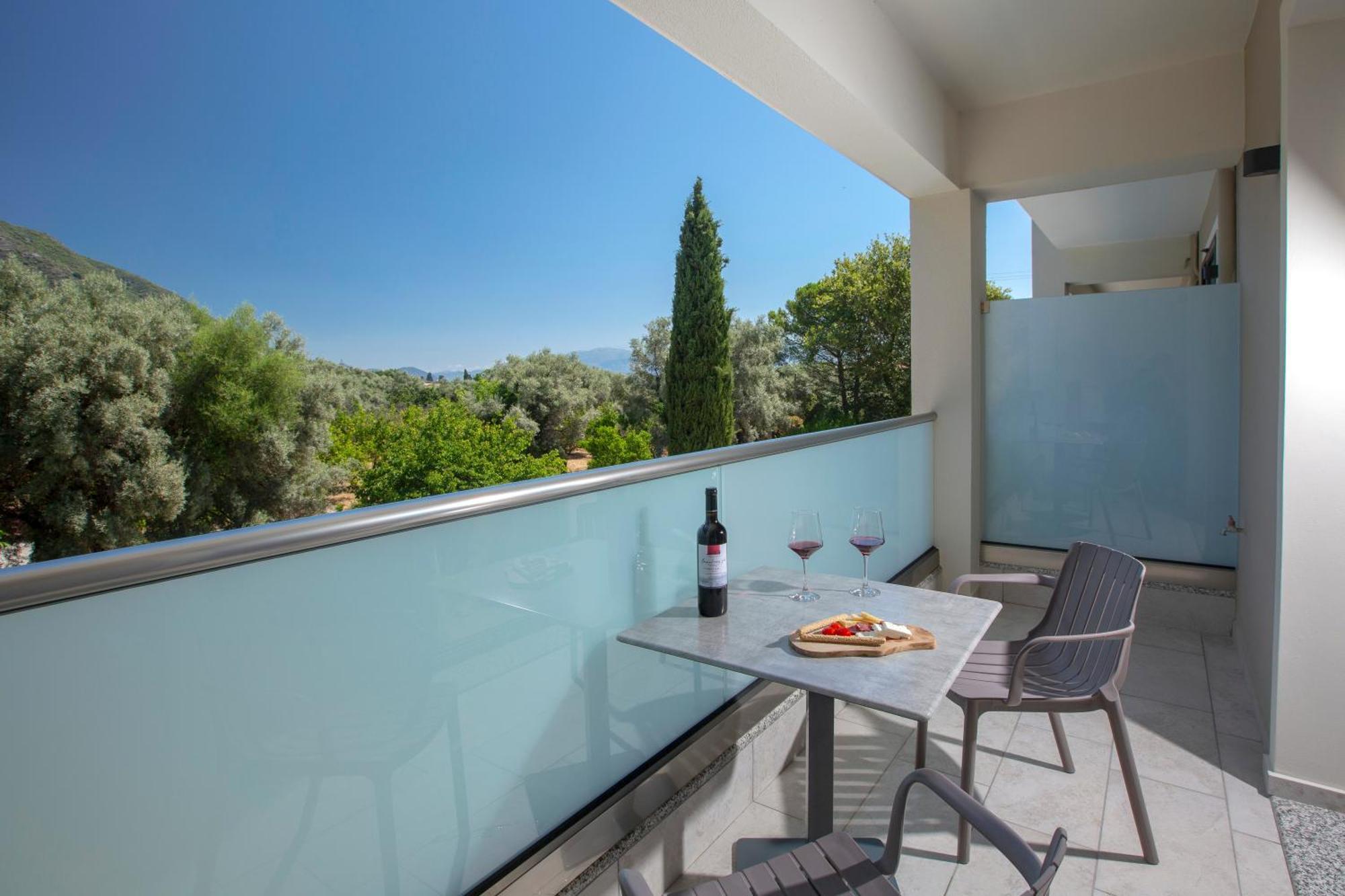 Zisis Suites Νυδρί Εξωτερικό φωτογραφία