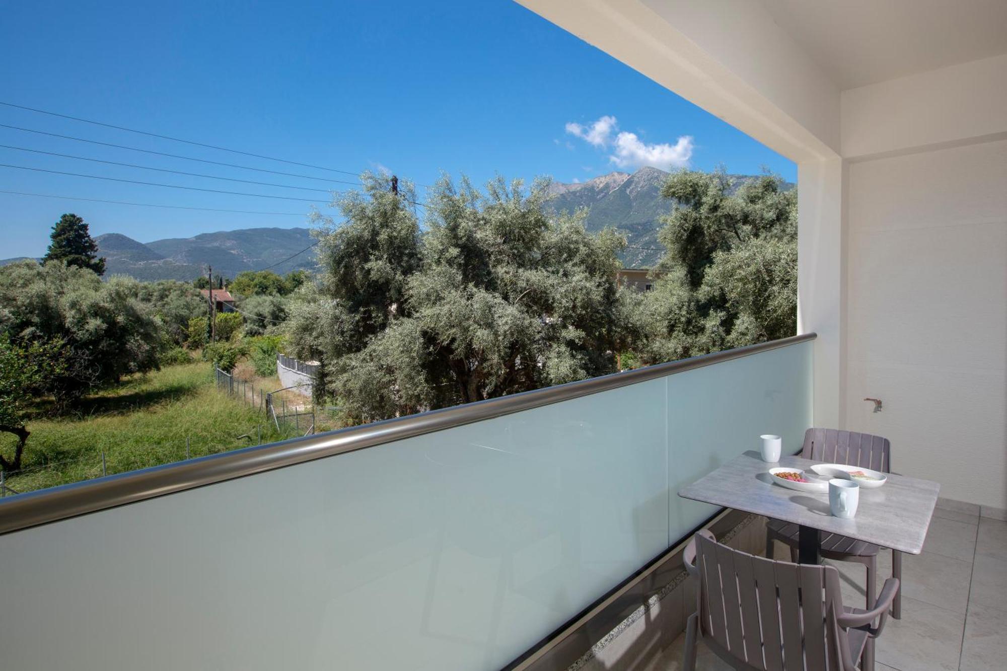 Zisis Suites Νυδρί Εξωτερικό φωτογραφία