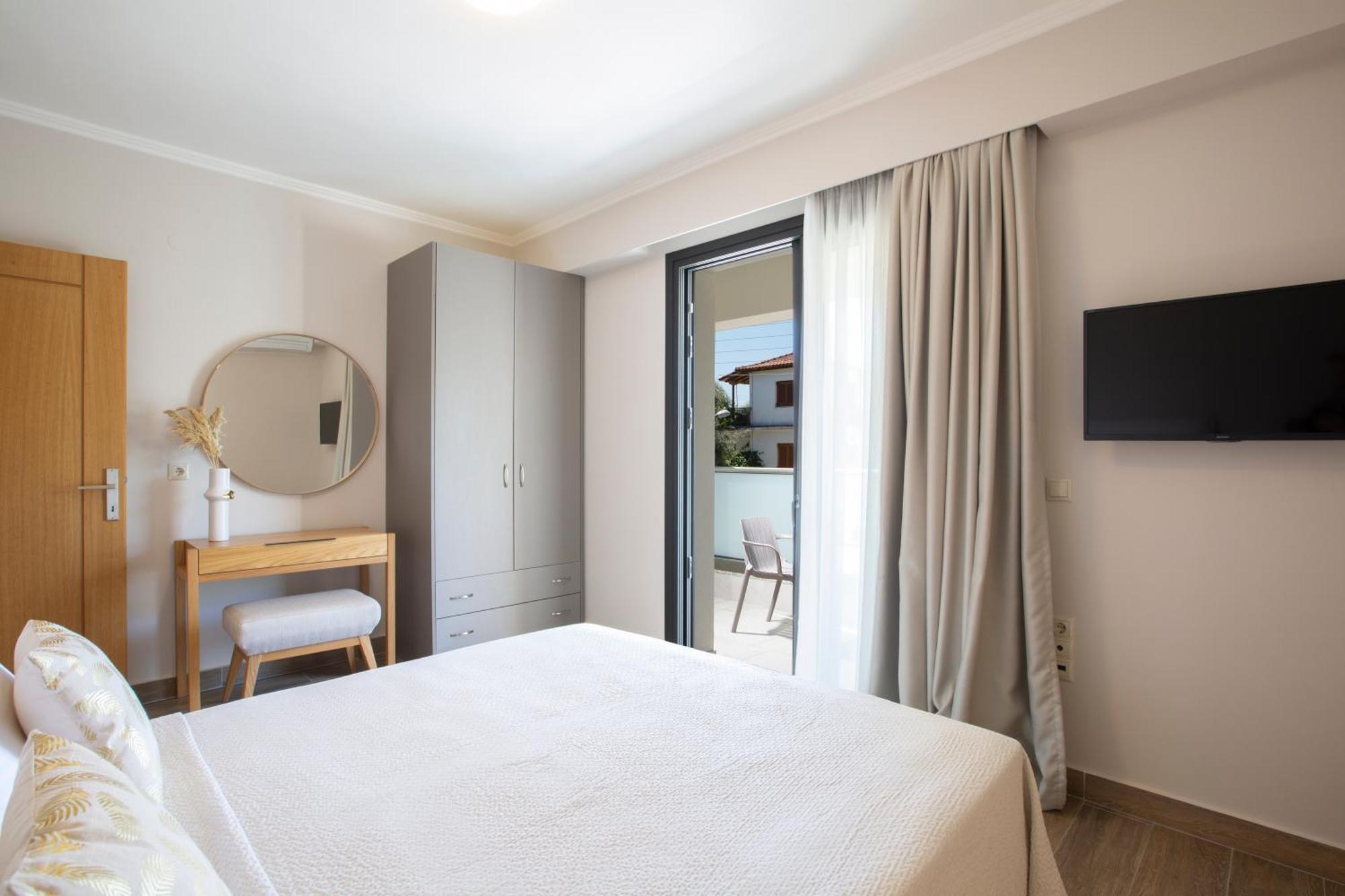 Zisis Suites Νυδρί Εξωτερικό φωτογραφία