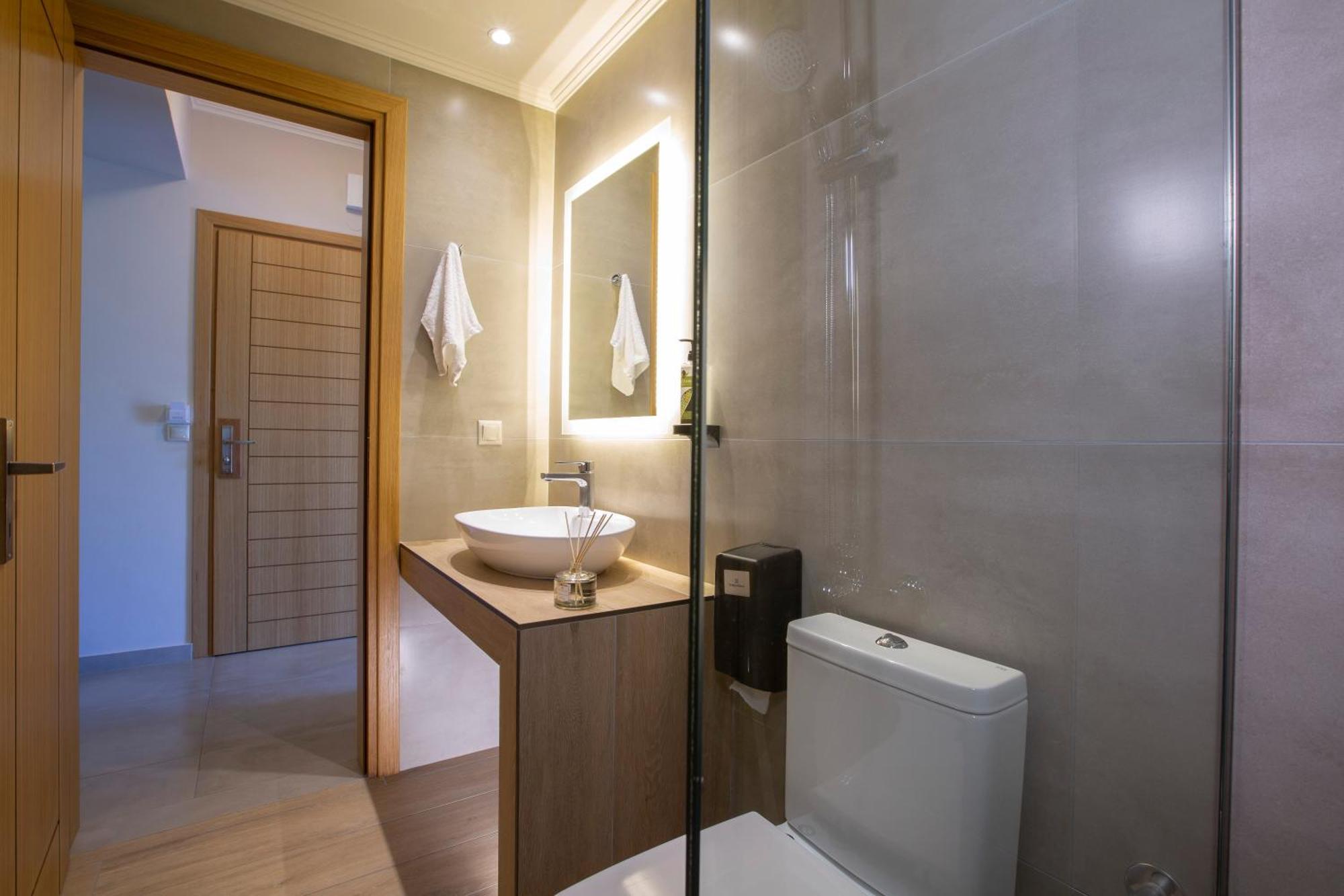 Zisis Suites Νυδρί Εξωτερικό φωτογραφία