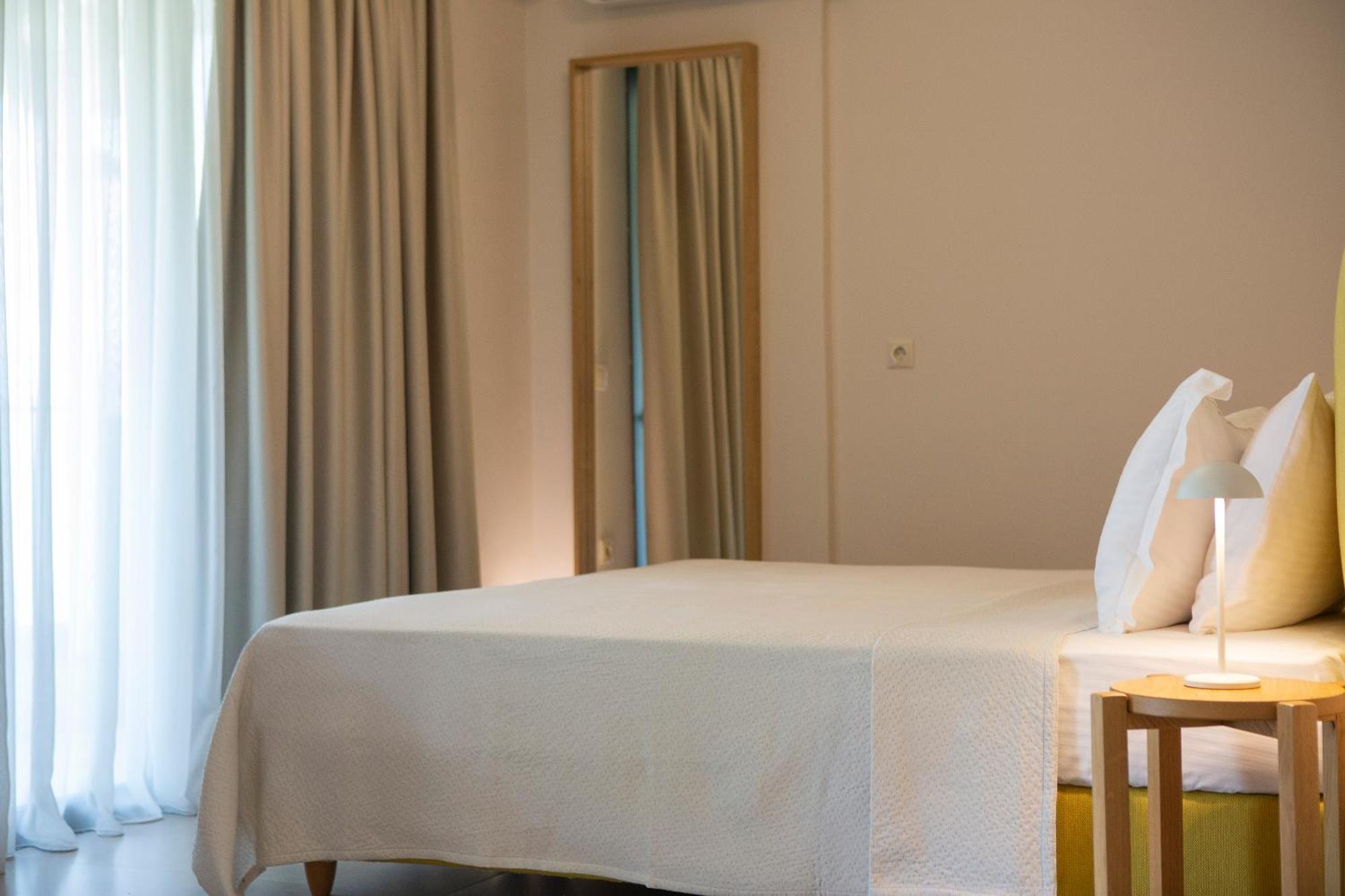 Zisis Suites Νυδρί Εξωτερικό φωτογραφία